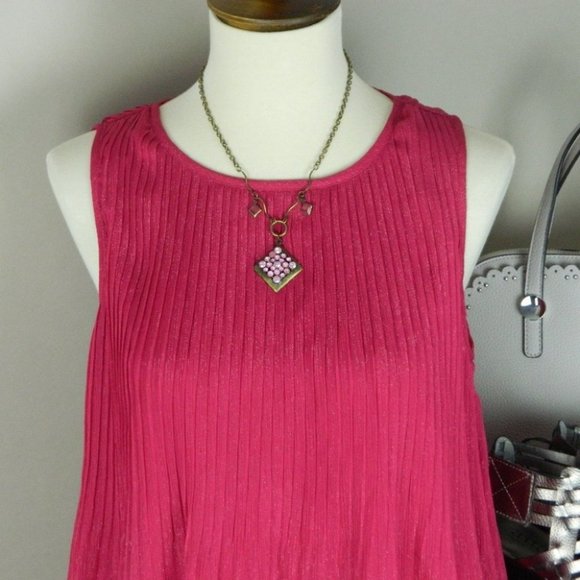 Apt. 9 Sleeveless Pleated Chiffon Dopamine Pink Top Size XS - Picture 2 of 8
